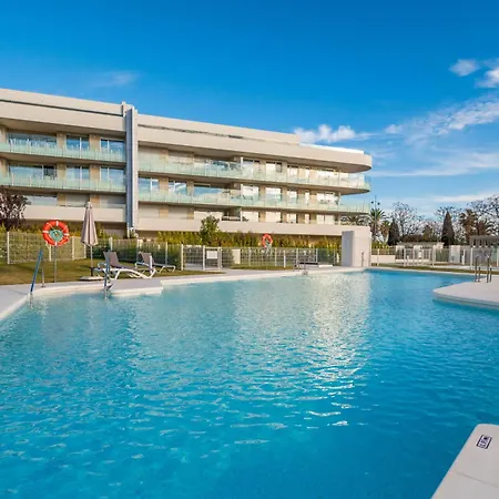Newly Built 3 Bdrm Luxury Close To The Appartement